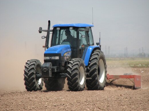 ۴۲۶دستگاه ماشین آلات تحویل کشاورزان قزوینی ‌شده ‌است