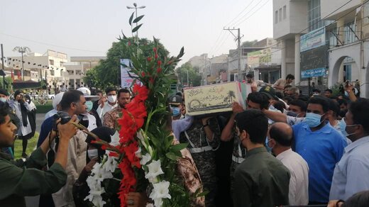 تشییع پیکر شهید گمنام در شهر رودان