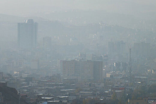 تعلل کمیته اضطرار آلودگی هوای تبریز/ تعطیلی ادارات، یک ساعت مانده به پایان وقت اداری!