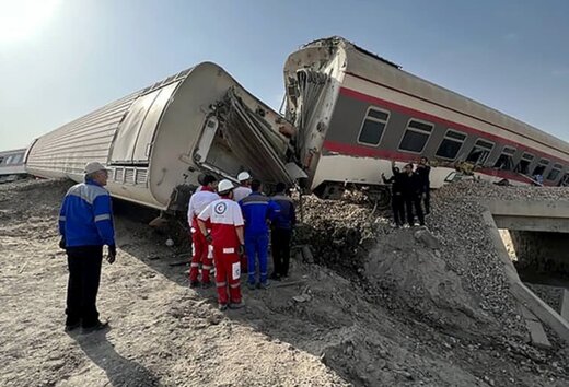 شناسایی ۸ پیکر به‌جا مانده از قربانیان حادثه قطار مشهد-یزد/ لیست اسامی