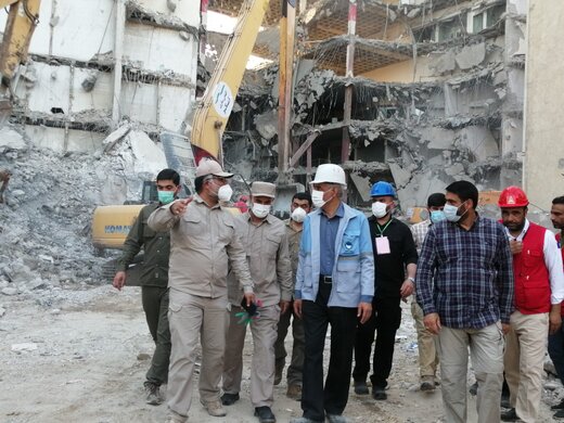 نهمین روز حادثه ریزش ساختمان متروپل آبادان به روایت تصویر