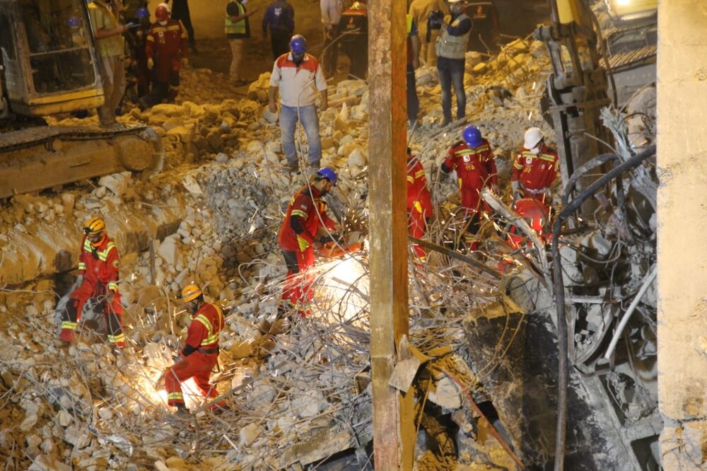 نهمین روز حادثه ریزش ساختمان متروپل آبادان به روایت تصویر
