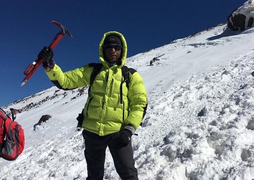 کوهنورد هرمزگانی به قله آرارات ترکیه صعود کرد