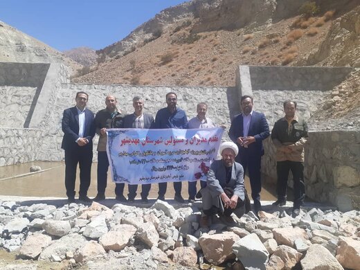 افتتاح  پروژه منابع طبیعی و آبخیزداری به مناسبت هفته دولت در شهرستان مهدیشهر