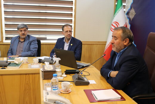 برگزاری جلسه انجمن کتابخانه‌های عمومی استان سمنان با حضور استاندار