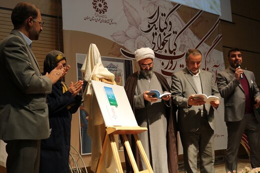 مراسم تجلیل از کتاب‌خوانان، کتابداران و نویسندگان برتر سمنان برگزار شد
