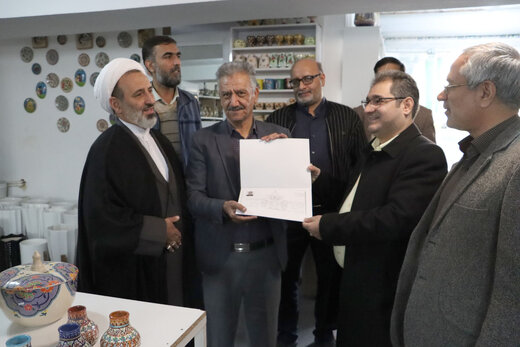 صدور نخستین مجوز فعالیت فروشگاه صنایع‌دستی در سمنان