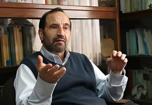 انتقاد خوش‌چهره از کابینه رئیسی/ در جنگ اقتصادی، فرمانده «دسته» را فرمانده «لشکر» کرده‌اند / «مدیر» یک مدرسه، «وزیر» آموزش و پرورش شده