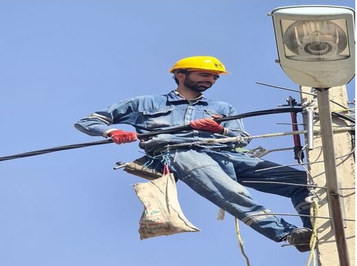 بهره برداری از دو طرح بهینه سازی شبکه توزیع برق در شهرستان مهدیشهر