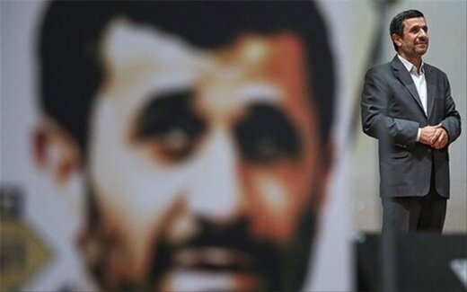 عکس تیپ دیده‌نشده از رئیس «دولت بهار» /  یادگاری احمدی‌نژاد در میوه‌فروشی
