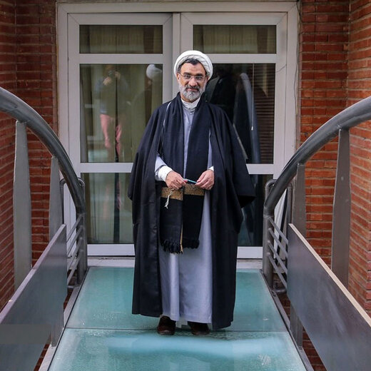 دبیر شورای عالی انقلاب فرهنگی: «مصوبه جدید» برای حجاب باید بیاوریم / «۱۵۰ ساعت» با جوانان اغتشاشگر گفتگو داشتم