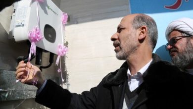 وزیر نیرو طرح سامانه برق خورشیدی پنج کیلوواتی حمایتی استان سمنان را افتتاح کرد