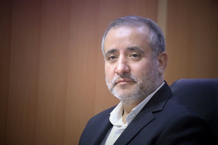 برداشت های بی رویه از چاههای آب و منابع زیر زمینی موجب فرو نشست زمین و افزایش دغدغه مندی مسئولان استان است