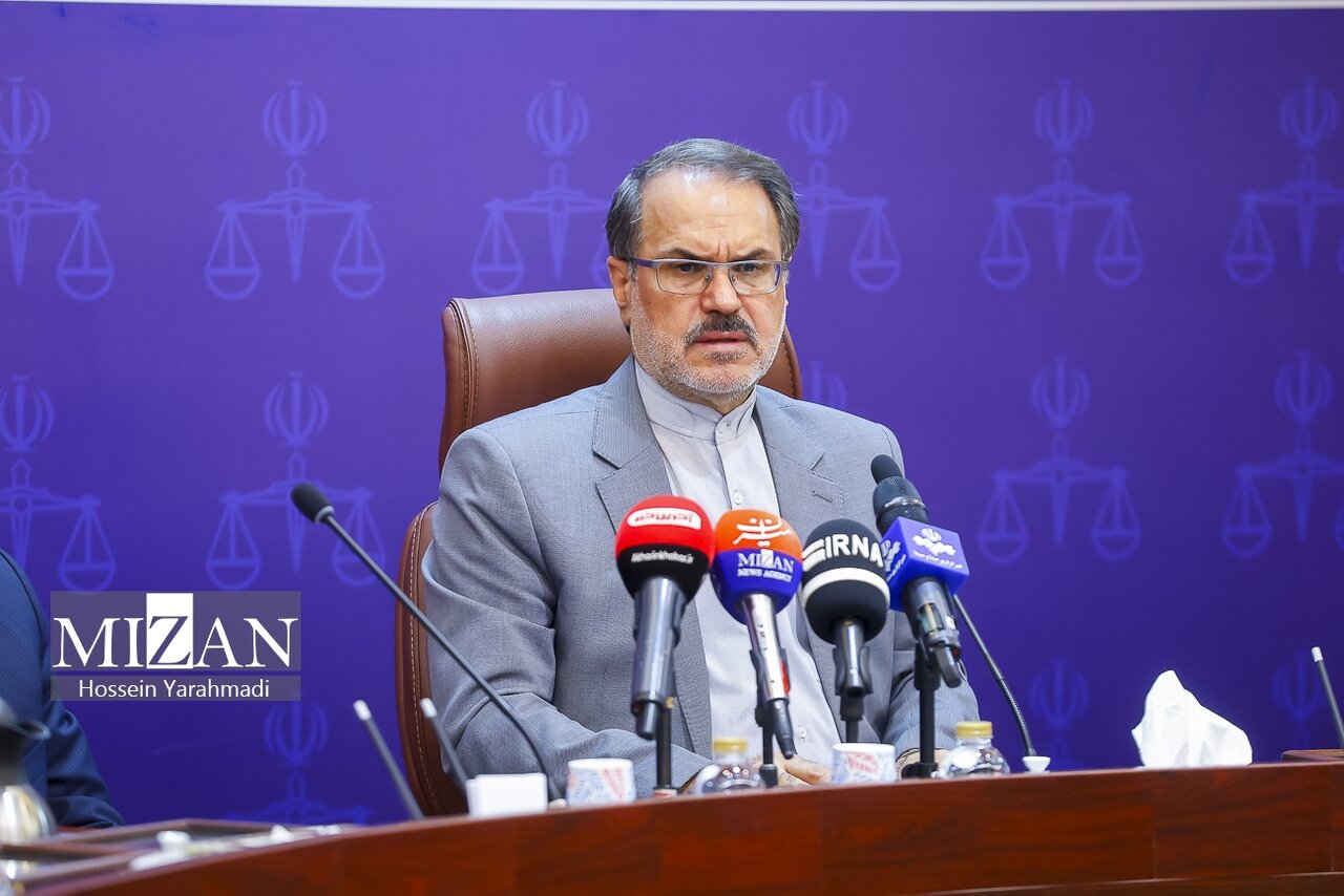 ارسال نامههای هشدار درباره اجرای قانون جوانی جمعیت به دستگاههای اجرایی