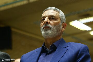 اولین تصاویر از فرمانده کل ارتش ساعاتی پس از شنیده شدن صدای انفجار در اصفهان