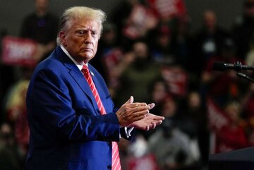 ترامپ: یهودیانی که به بایدن رای دهند، باید تحت معاینه روانی قرار بگیرند