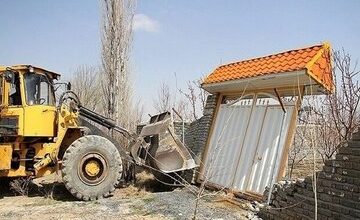 ساخت و سازهای غیر مجاز در اندیمشک تخریب شدند