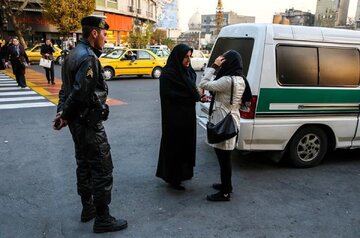 پس لرزه های بازگشت گشت ارشاد به خیابان ها /راهی جز خون دل خوردن نمانده /این روش مأموران، خلاف شرع و عقل است