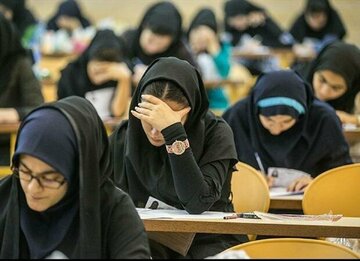 اختلال در سامانه دریافت کارت ورود به جلسه؛ دانشآموزان آماده امتحانات نهایی بودند اما آموزشوپرورش نه