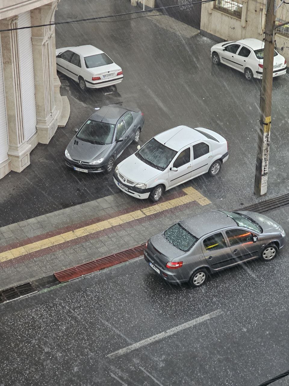 بارش شدید باران و تگرگ در ارومیه