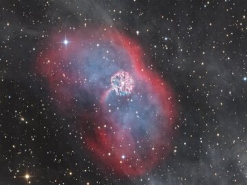 تصویر روز ناسا: نواختری در همسایگی سحابی سیارهنما