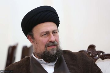 شعری که سیدحسن خمینی در منزل ابراهیم رئیسی خواند /انتخابات پیش روی ماست، انشالله اتفاقات خوبی بیفتد