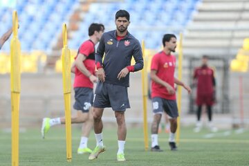 عکس| زننده گل قرن مهمان ویژه تمرین پرسپولیس شد