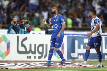 عکس| شادی خاص چشمی پس از گل حساس