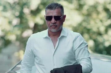 عکس| هدیه لاکچری و گرانقیمت الهلال برای علی دایی