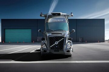 کامیونهای خودران ولوو رانندگان را از دور خارج میکنند!