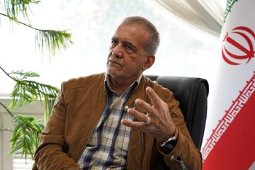 ۲ تصویر جالب از گپ و گفت ۳ کاندیدای ریاست مجلس دوازدهم