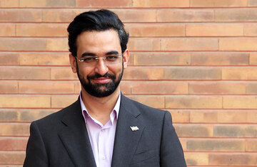 آذری جهرمی: در آبان ۹۸، قالیباف عضو شورای عالی امنیت ملی نبود، جلیلی بود /درباب فیلترینگ شبکه های اجتماعی هر دو عضو شعام بودند