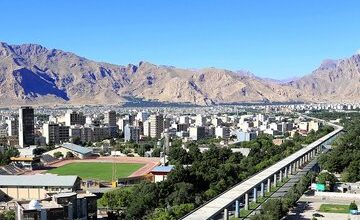 بازدید مسئولان مربوطه از پروژه قطار شهری کرمانشاه