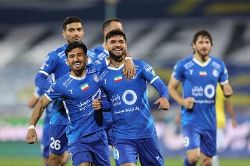 عکس| واکنش یک استقلالی به قهرمانی پرسپولیس؛ به خاطر اشتباه بقیه اشک ریختیم!