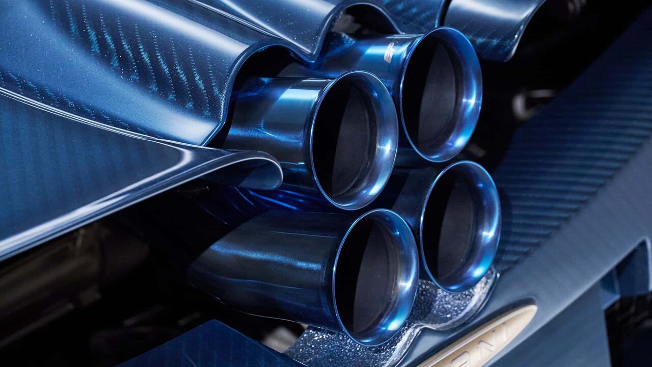 ابرخودروی جدید پاگانی با گیربکس دندهای معرفی شد /عکس