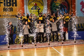 قهرمانی پالایشنفت در فوتسال زنان؛ آبادانیها از قهرمانی دفاع کردند!