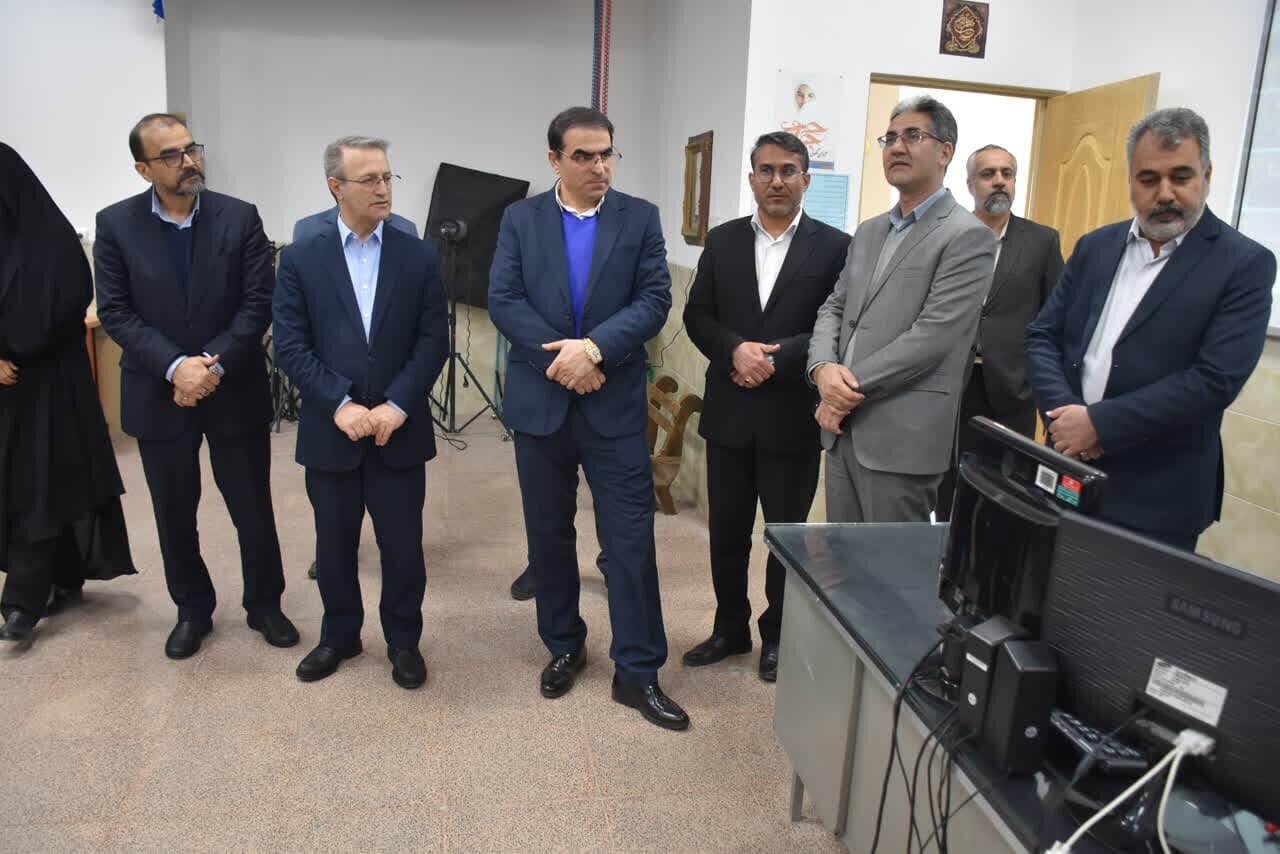 بازدید از مرکز آموزش فنی و حرفه‌ای خواهران یزد