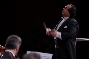 اجرای نوروزی علی رهبری در روسیه؛ «پارسیان» روی صحنه میرود