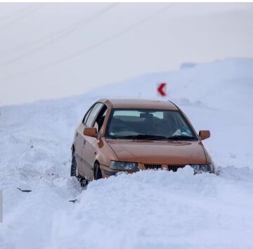 ارتفاع برف در اسدآباد همدان  به بیش از ۵۰ سانتی‌متر رسید