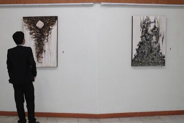 بخش نمایشگاهی هفدهمین جشنواره هنرهای تجسمی فجر در شهرکرد بر پا شد