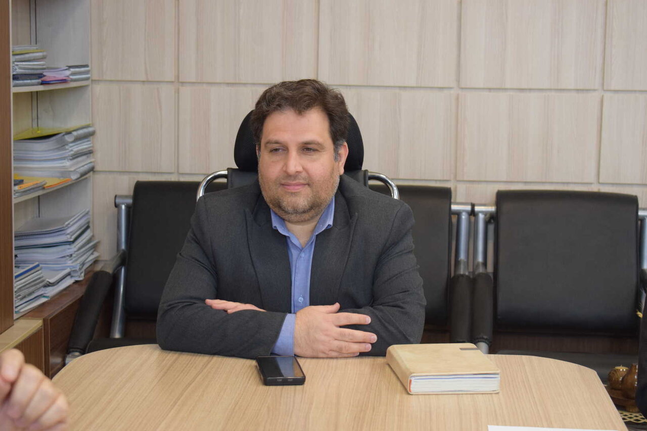 نشست شورای مخاطرات محیط زیست و تغییرات اقلیمی شهرستان میبد