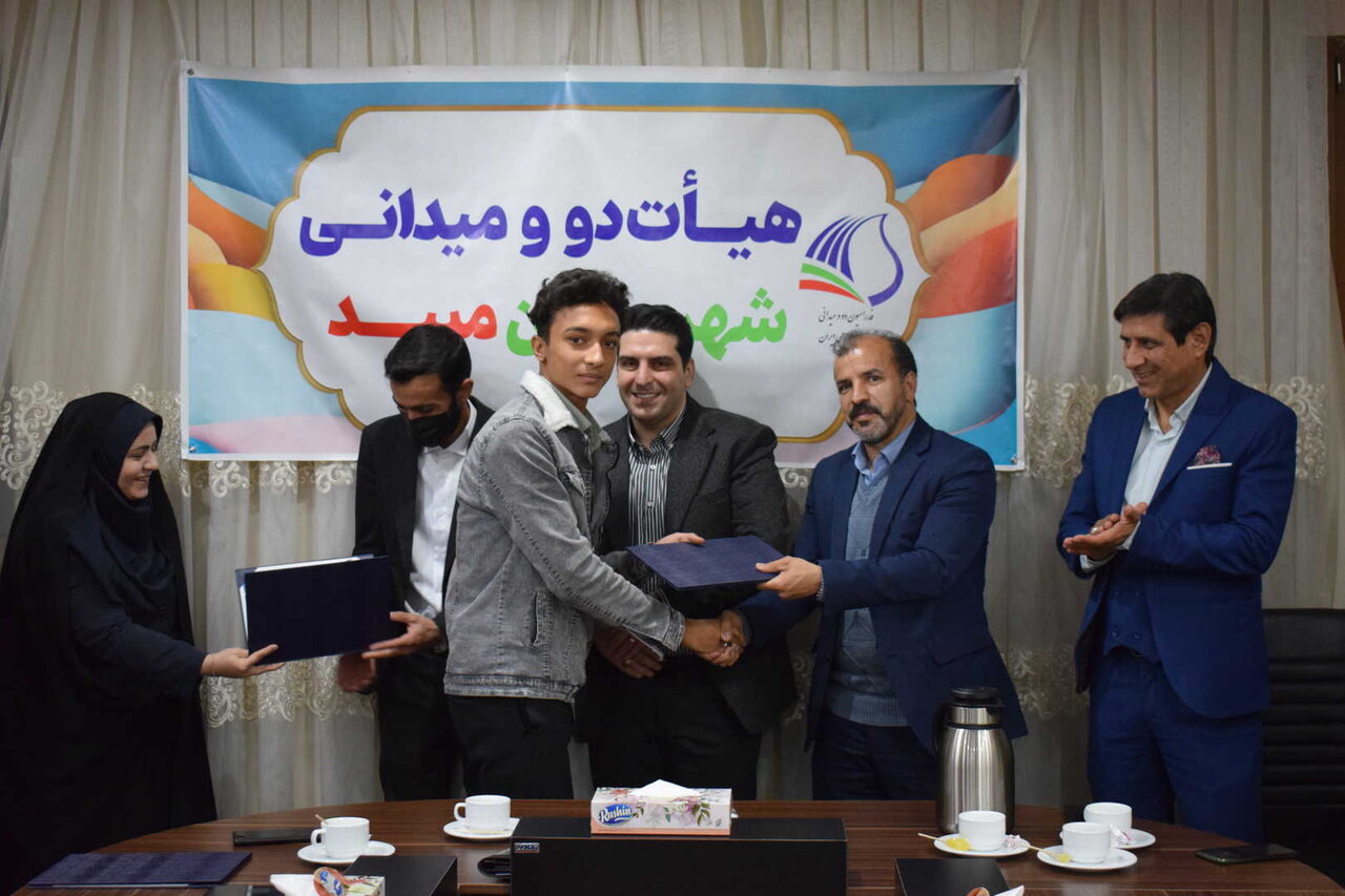 تجلیل از مقام‌آوران میبدی در مسابقات استان یزد توسط هیات دو و میدانی شهرستان میبد