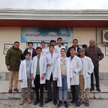 راهیابی ۱۵ دانشآموز استان سمنان به هشتمین دوره کارسوق ملی مهندسی ژنتیک