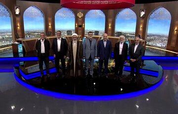 رقبایِ پزشکیان مشغول چهکاری هستند؟/ از گمانهها بر سر پدیده انتخابات تا مبصر شدن زاکانی و حرکات زیگزاگی قالیباف/ جلیلی مشغول سنگ اندازیست