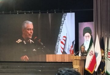 روایت سرلشکر باقری از چگونگی تشکیل حزب الله به دست فرماندها سپاه/ رفیقدوست بنبست شکن تحریمها در دفاع مقدس بود