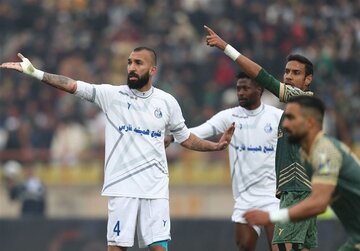 روزبه چشمی: فقط میخواهند برای استقلال حاشیه درست کنند