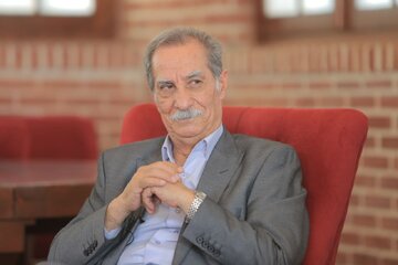 سیاوش طهمورث: داوود میرباقری در کلاسهای تئاتر من شرکت میکرد