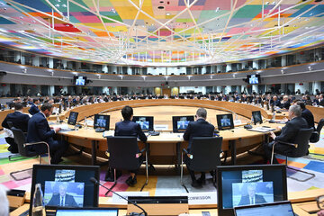 شکاف فراآتلانتیکی در بروکسل؛ آیا اروپا از سایه واشنگتن بیرون میآید؟