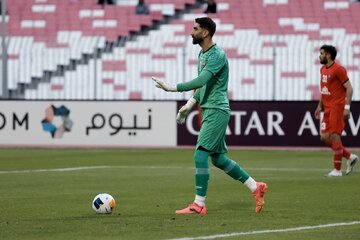 عکس | قاب دو نفره بیرانوند و همسرش در روزهای دور از پرسپولیس