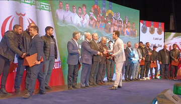 مراسم تجلیل از مدالآوران المپیک برگزار شد/ تقدیر از ستارههای پاریس